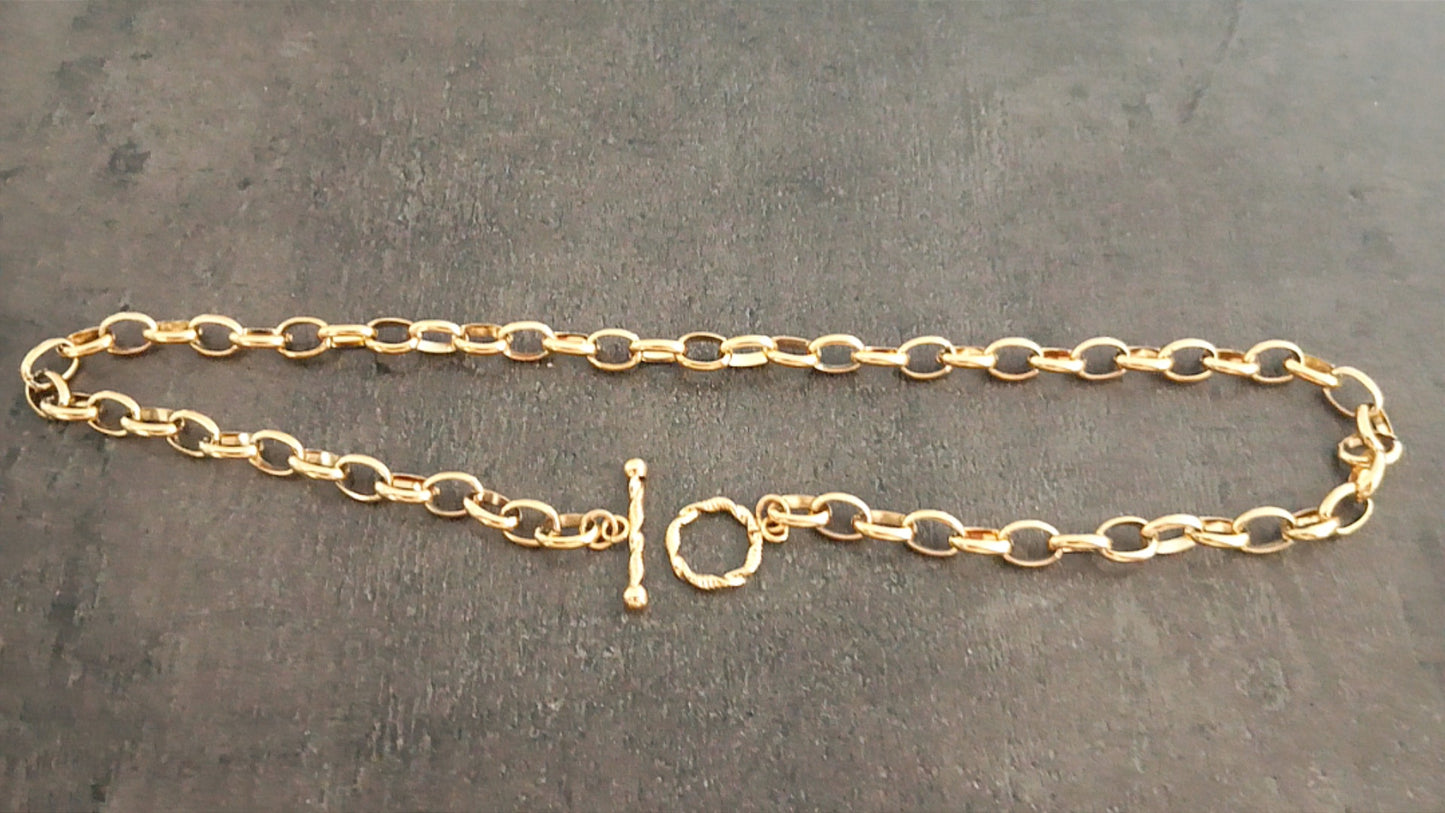 Customizable charm necklace
