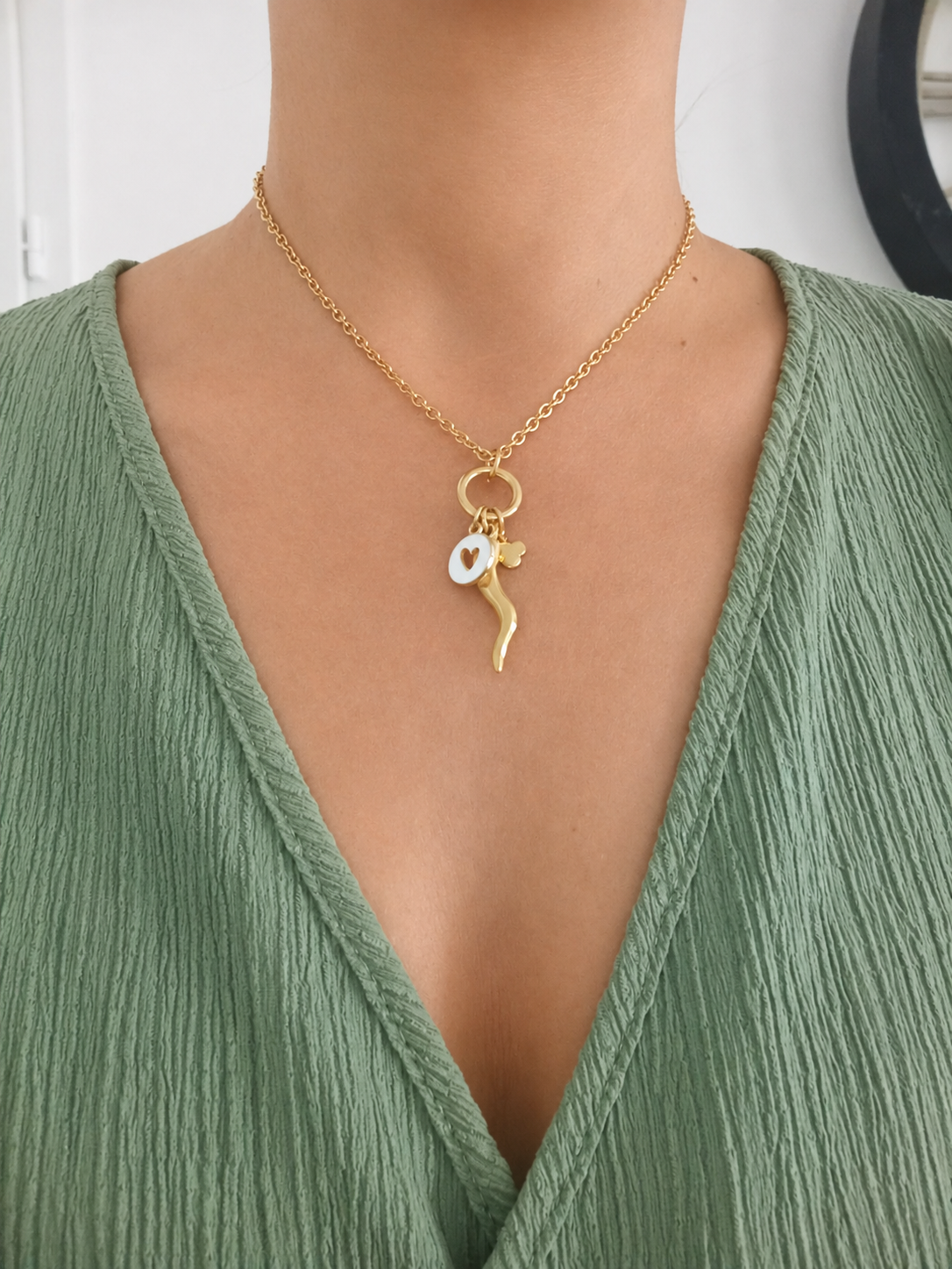 Collier Aby