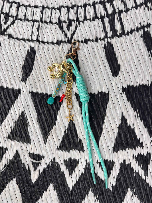 Ourson Summer                  porte clefs - grigri de sac